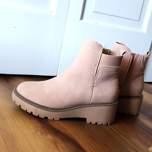 Blush boots for girls size 2 - Picture 2 of 6